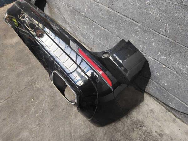 PARE CHOC ARRIERE VOLVO - Vue 3